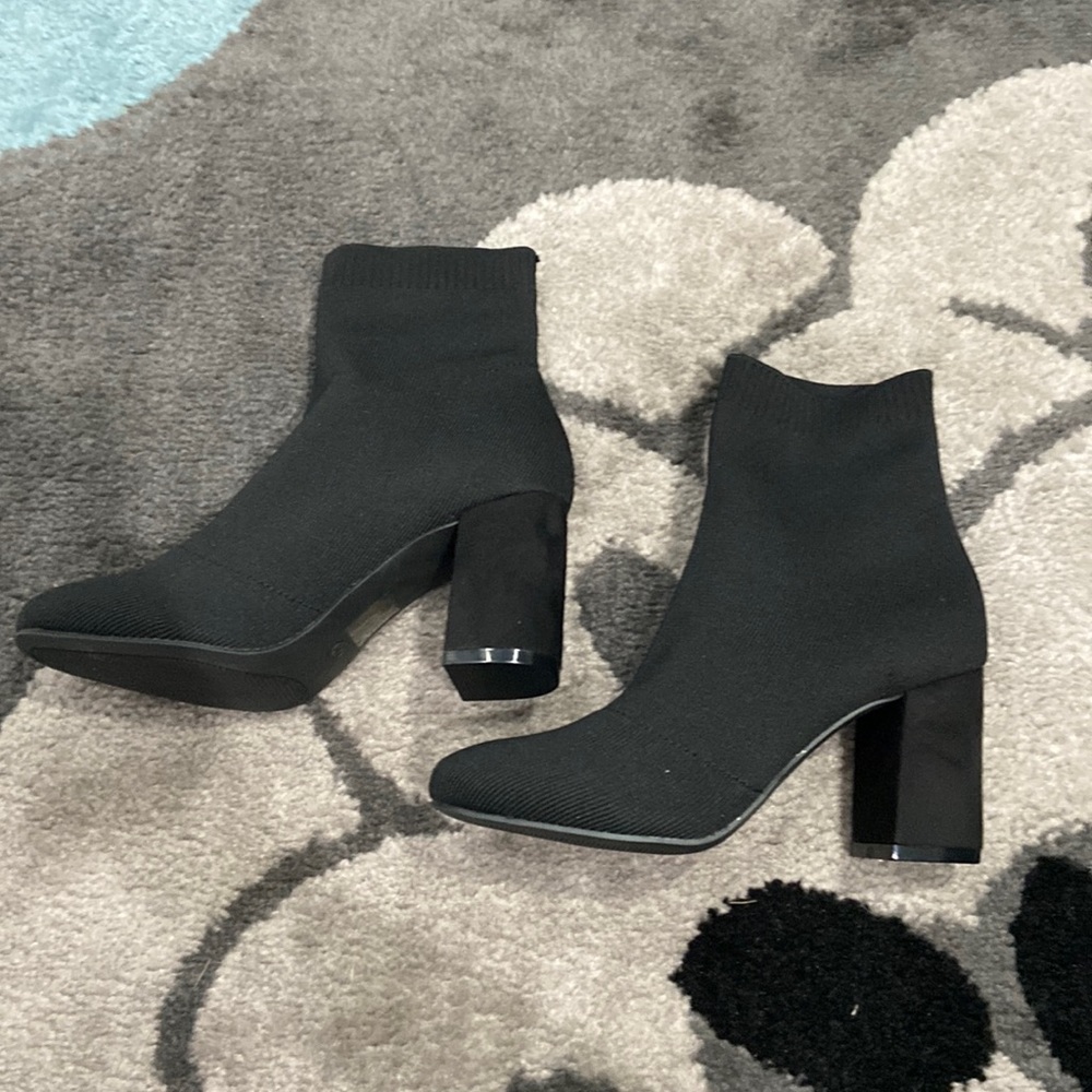 Brand new in box MIA soft boots